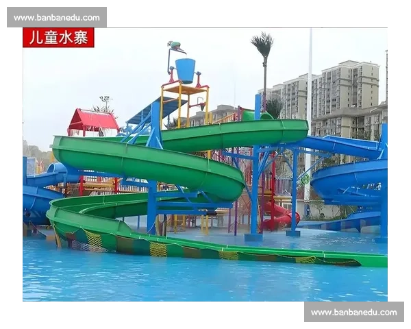激烈水上乐园滑梯竞速大赛挑战你的速度与勇气 激烈水上乐园滑梯竞速大赛挑战你的速度与勇气